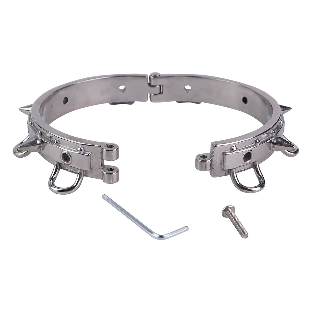 Double Riot — Double Rangée de Rivets avec Laisse