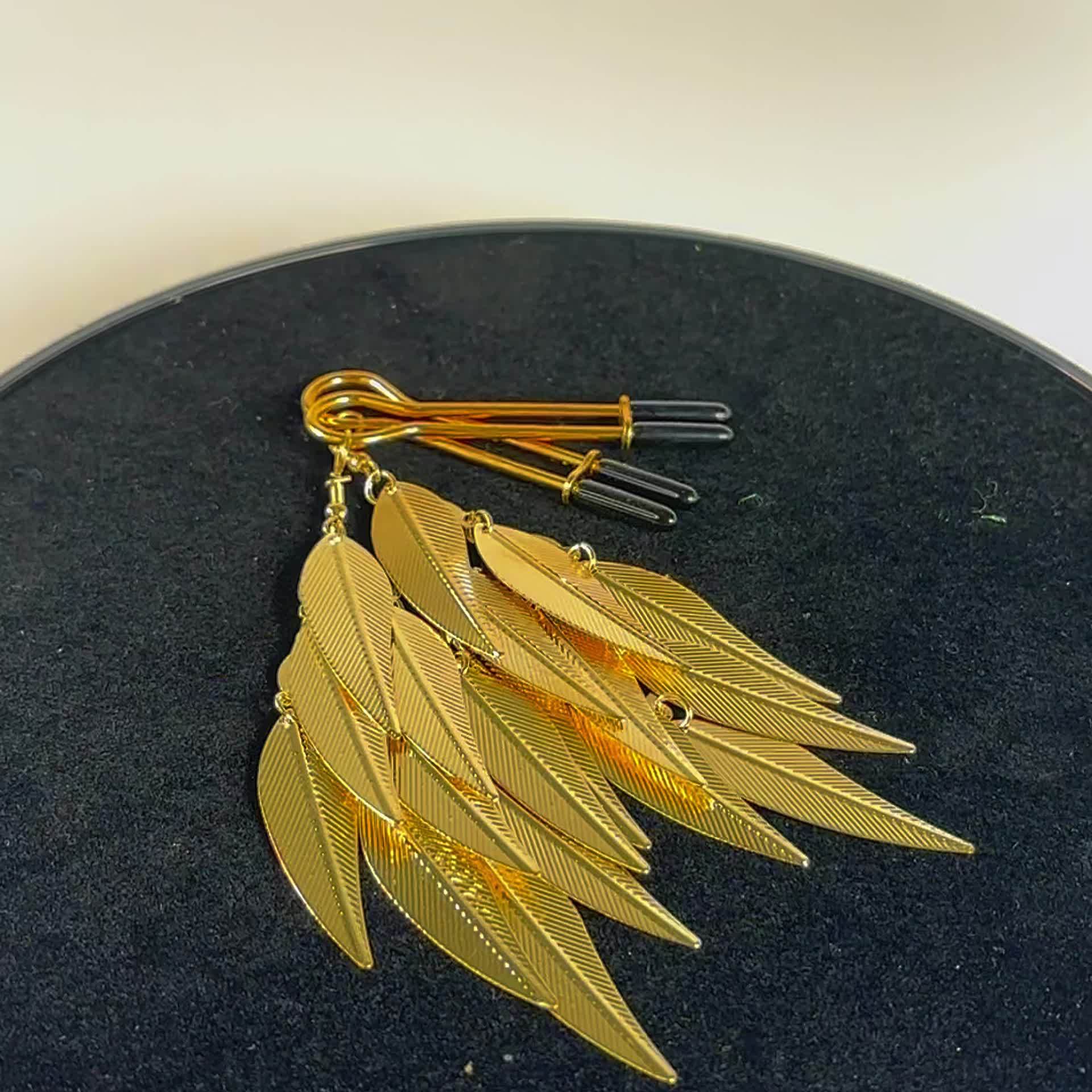 Pinces à tétons en forme de feuille inox froid au toucher